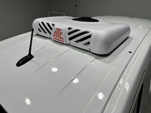 Used 2021 Nissan NV200 SV image 17