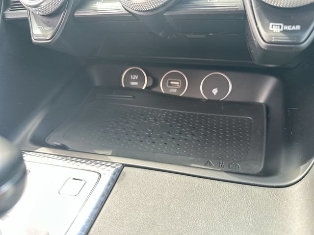 Used 2023 Genesis G70 3.3T w/ Sport Prestige Package AWD/4WD image 41