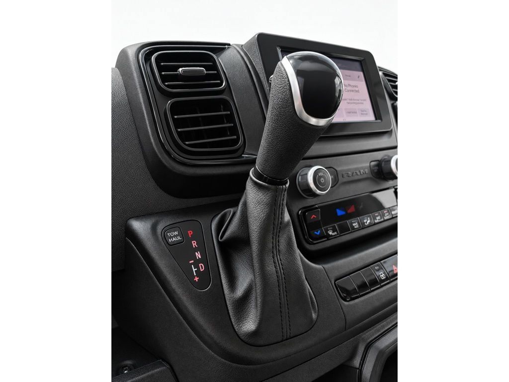 Used 2025 RAM ProMaster 2500 FWD image 28