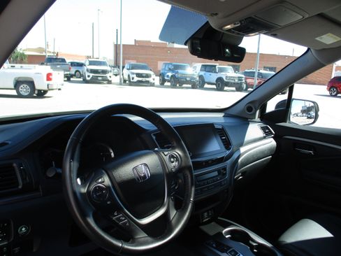 Used 2023 Honda Ridgeline RTL image 13