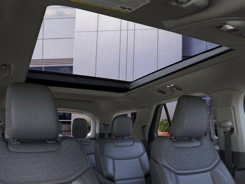 New 2026 Ford Explorer Active w/ Active Comfort Package AWD/4WD image 22
