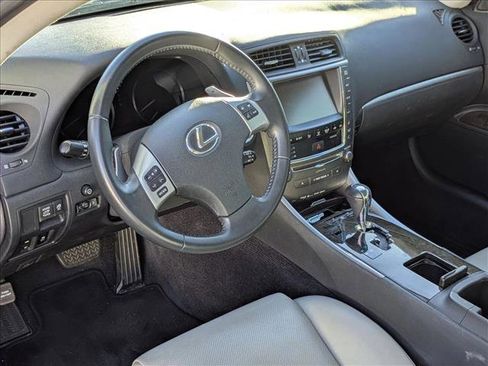Used 2015 Lexus IS 250C image 8
