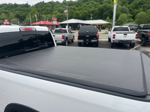 Used 2020 RAM 1500 Big Horn AWD/4WD image 8