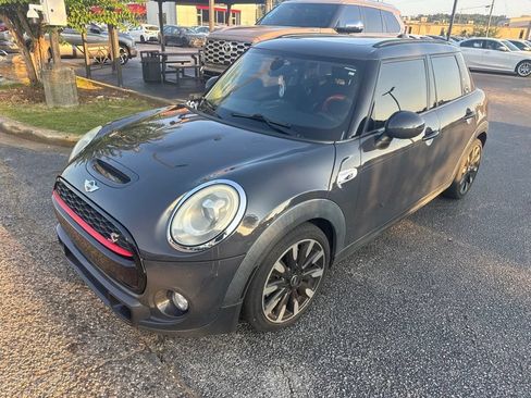 Used 2016 MINI Cooper S FWD image 1