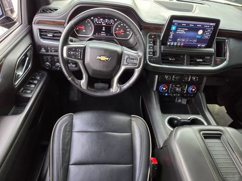 Certified 2021 Chevrolet Suburban Premier w/ Premium Package AWD/4WD image 13