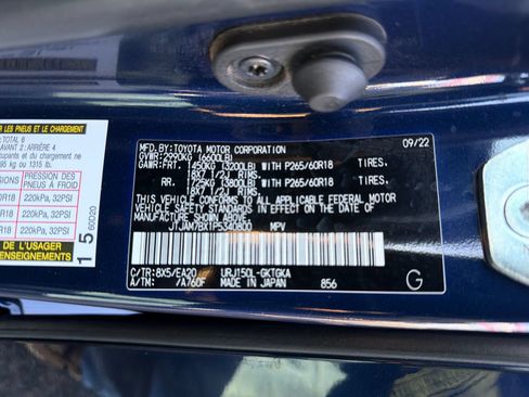 Used 2023 Lexus GX 460 Premium AWD/4WD image 30
