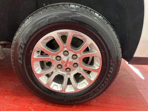 Used 2016 GMC Yukon XL SLT RWD image 13