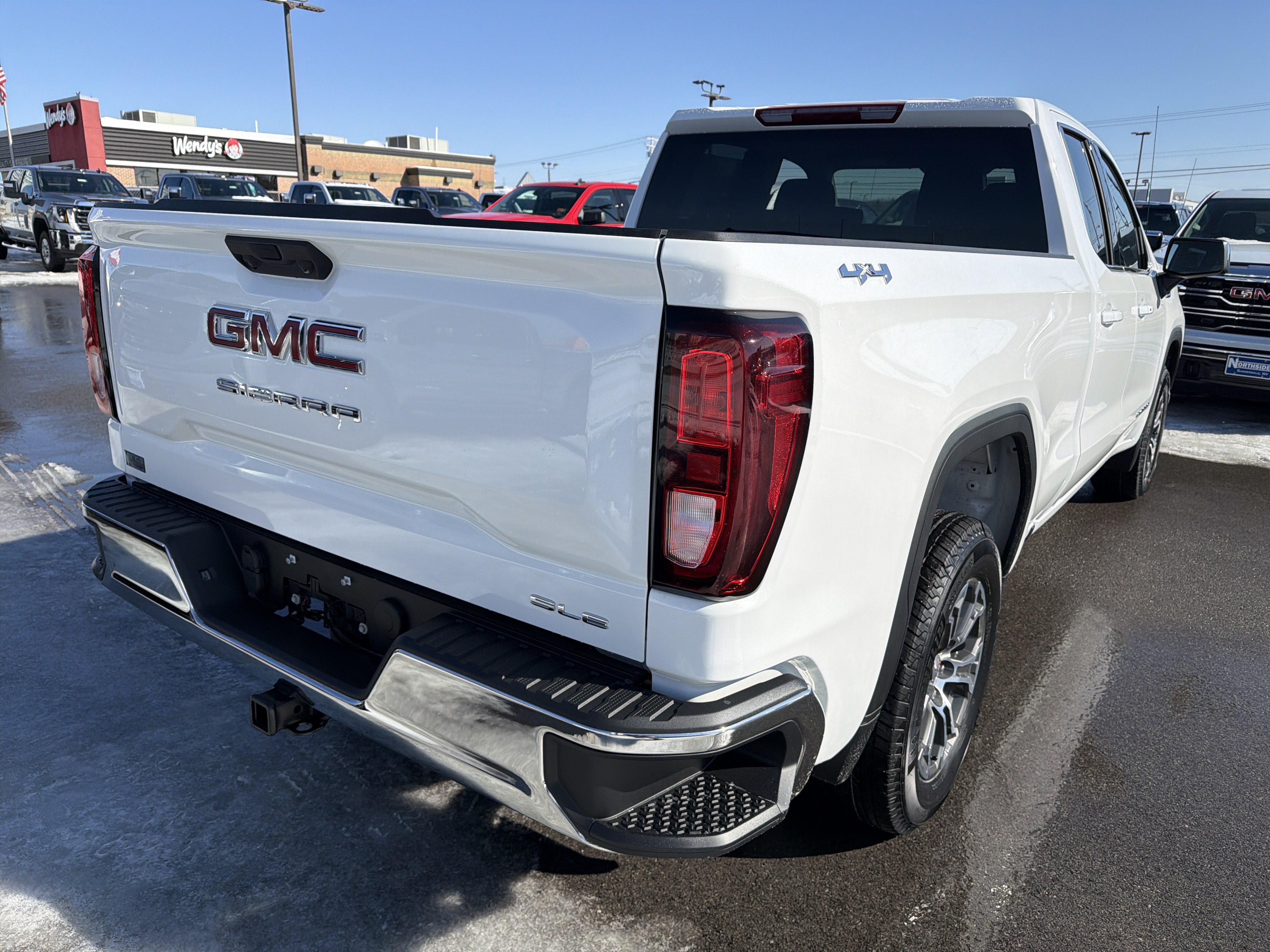 New 2026 GMC Sierra 1500 SLE AWD/4WD image 6