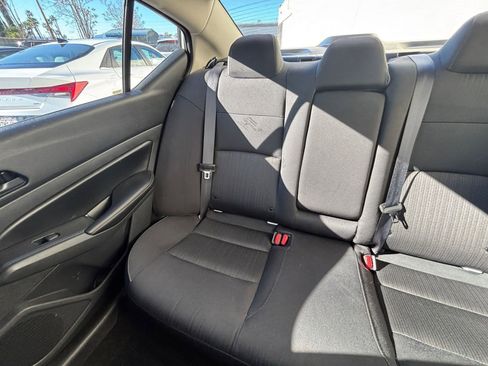 Used 2025 Nissan Altima 2.5 SV image 39