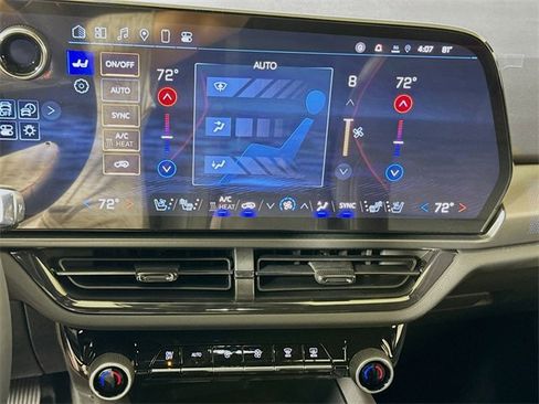 New 2025 Chevrolet Equinox EV RS image 10