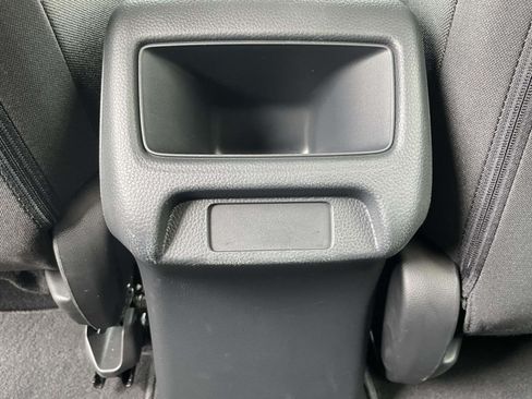 Used 2026 Honda HR-V LX image 10