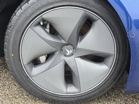 Used 2020 Tesla Model 3 Performance image 14