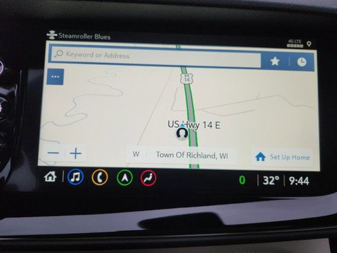 Used 2023 Buick Envision Avenir image 46