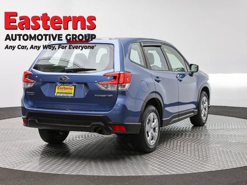 Used 2023 Subaru Forester AWD/4WD image 5