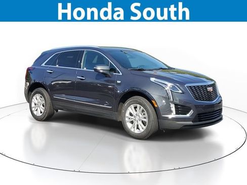 Used 2023 Cadillac XT5 Luxury FWD image 1