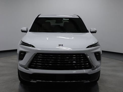 New 2026 Buick Enclave Preferred image 2