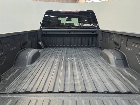 Certified 2024 Chevrolet Silverado 3500 LT AWD/4WD image 13