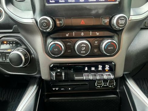 Used 2019 RAM 1500 Big Horn AWD/4WD image 29