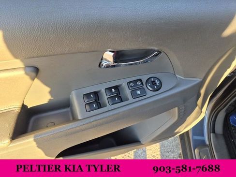 Used 2015 Kia Sportage EX image 23