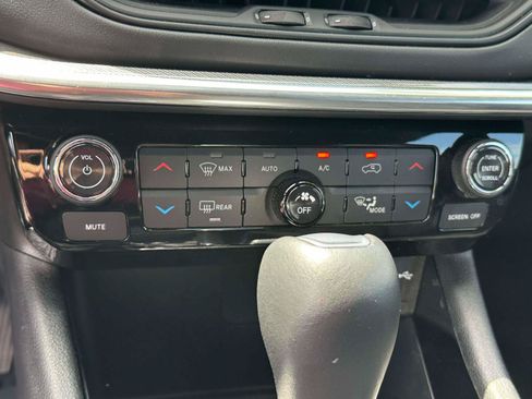 Used 2023 Jeep Compass Limited AWD/4WD image 26