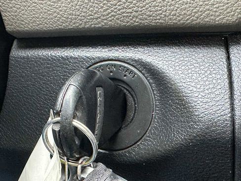 Used 2012 RAM 1500 Express image 31