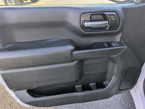 Used 2019 Chevrolet Silverado 1500 W/T w/ WT Convenience Package AWD/4WD image 17