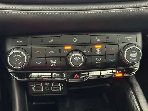 Used 2022 Dodge Durango GT AWD/4WD image 29
