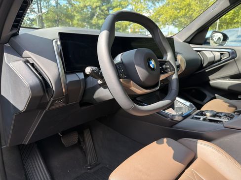 Used 2025 BMW X3 xDrive30i AWD/4WD image 4