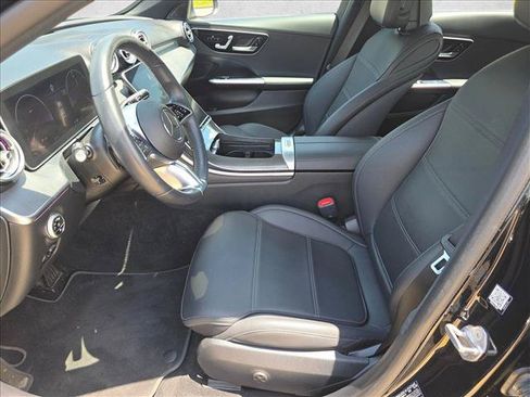 Used 2023 Mercedes-Benz C 300 Sedan image 12