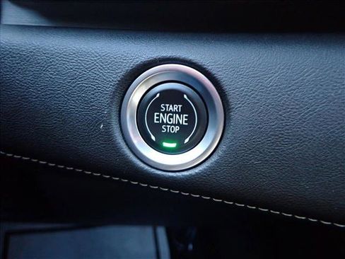 Used 2022 Cadillac Escalade ESV Luxury image 23