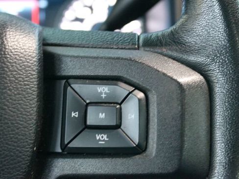 Used 2019 Ford F150 XLT w/ Equipment Group 301A Mid AWD/4WD image 17