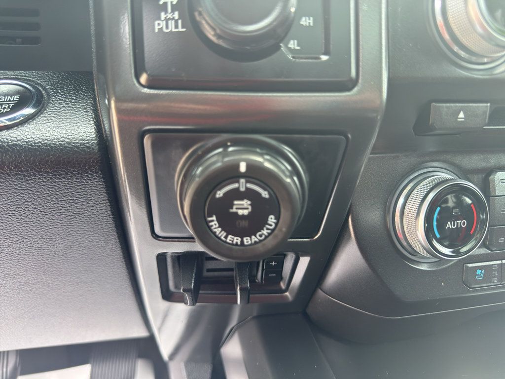 Used 2018 Ford F150 Lariat w/ Equipment Group 502A Luxury AWD/4WD image 22