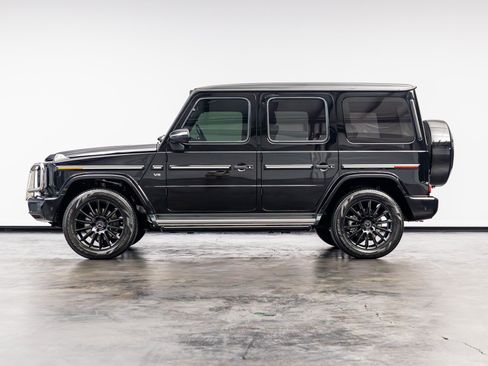 Used 2022 Mercedes-Benz G 550 w/ Exclusive Interior Package image 11