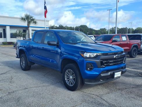 Used 2023 Chevrolet Colorado LT w/ LT Convenience Package II AWD/4WD image 20