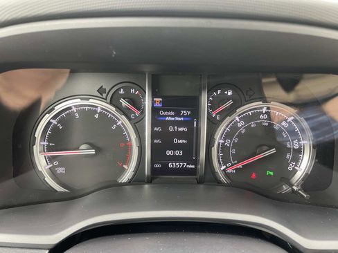 Used 2021 Toyota 4Runner Limited RWD image 23