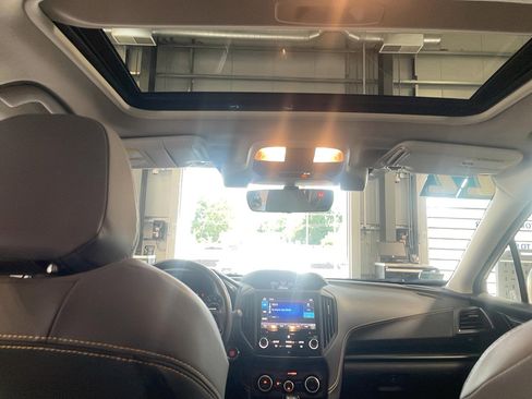 Used 2022 Subaru Crosstrek 2.5i Sport w/ Moonroof Package image 7