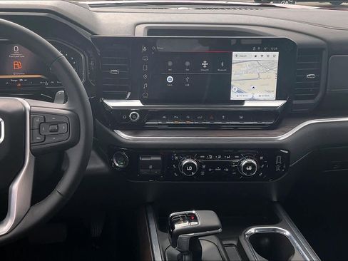 Certified 2026 GMC Sierra 1500 SLT image 12