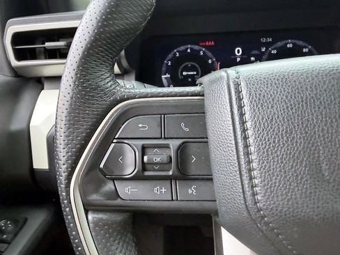 Used 2024 Toyota Tacoma TRD Off-Road AWD/4WD image 28