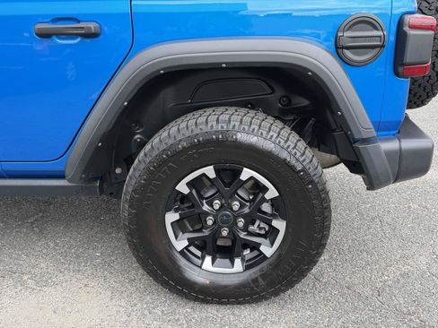 Used 2024 Jeep Wrangler Unlimited Rubicon 4xe AWD/4WD image 36