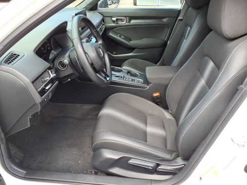 Used 2025 Honda Civic Sport image 14