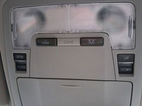 Used 2014 Toyota Avalon XLE image 31