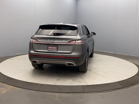 Used 2021 Lincoln Nautilus Reserve AWD/4WD image 4
