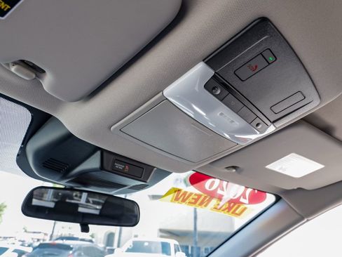 Used 2026 Nissan Rogue SV FWD image 30
