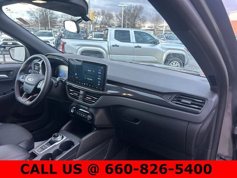 Used 2023 Ford Escape ST-Line Select w/ Tech Pack #1 image 9
