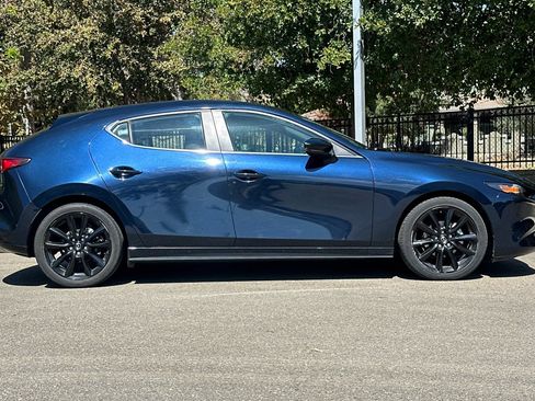 Used 2025 MAZDA MAZDA3 s Sport FWD image 3