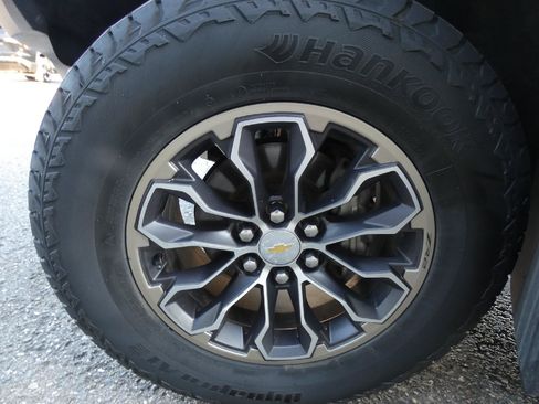 Certified 2019 Chevrolet Colorado ZR2 AWD/4WD image 8