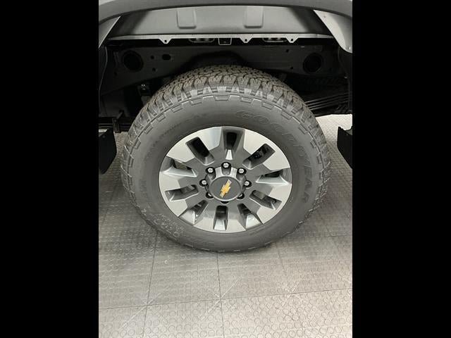 New 2026 Chevrolet Silverado 2500 Custom w/ Custom Value Package AWD/4WD image 38