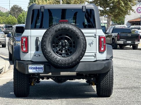 New 2026 Ford Bronco Outer Banks w/ Sasquatch Package AWD/4WD image 5