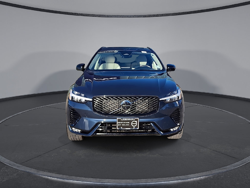 Certified 2026 Volvo XC60 B5 Ultra AWD/4WD image 4