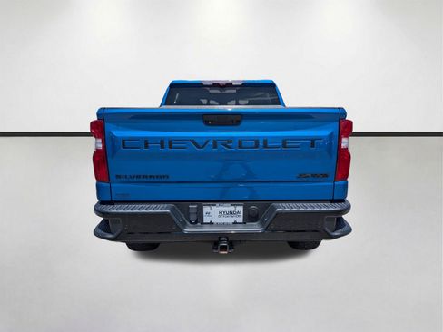Used 2023 Chevrolet Silverado 1500 ZR2 w/ Technology Package AWD/4WD image 5